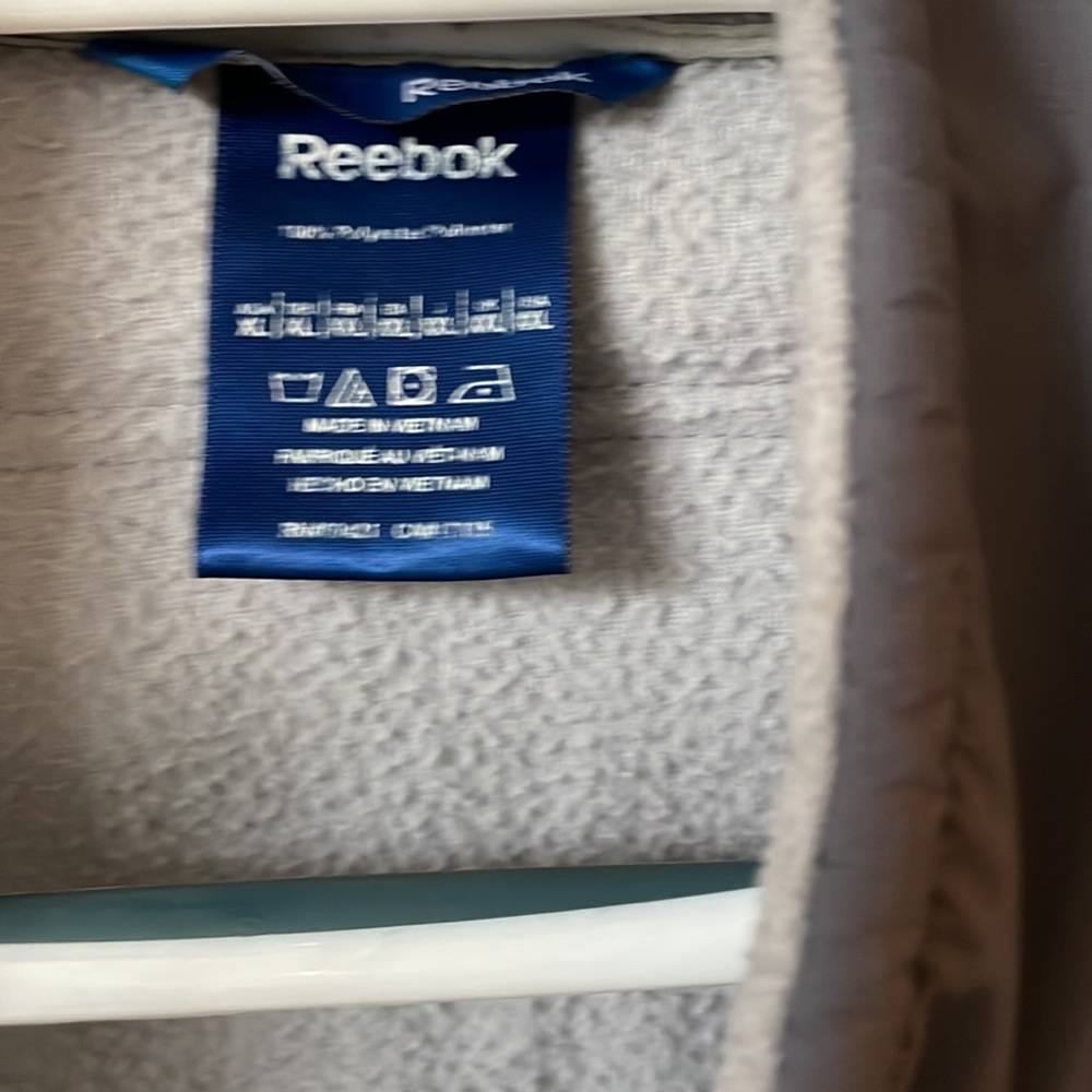 Men’s Reebok fleece jacket - Picture 4 of 6